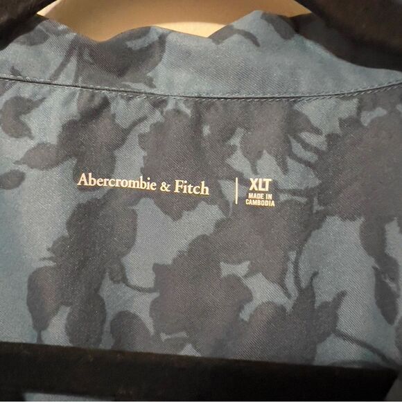 Abercrombie & Fitch Mens Short Sleeve Blue Hawaiian Casual Button-Down Shirt XLT - Picture 3 of 7